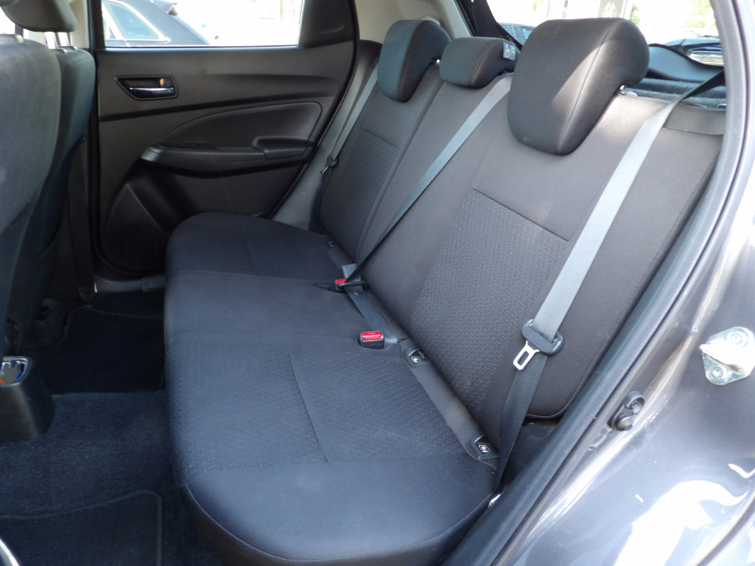 Suzuki Swift — 14