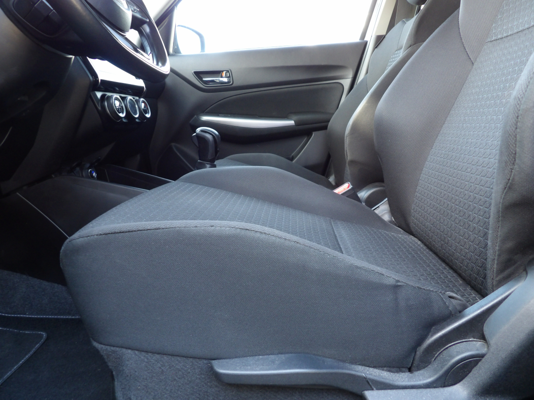 Suzuki Swift — 11