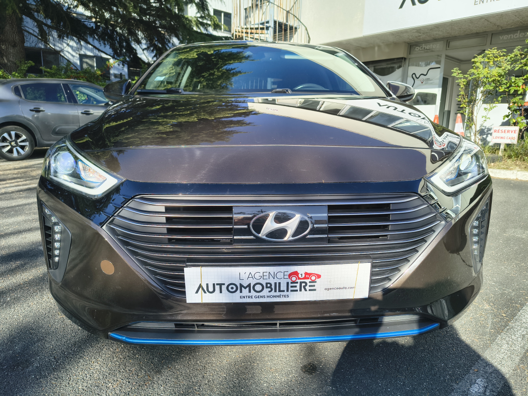 Hyundai IONIQ — 2