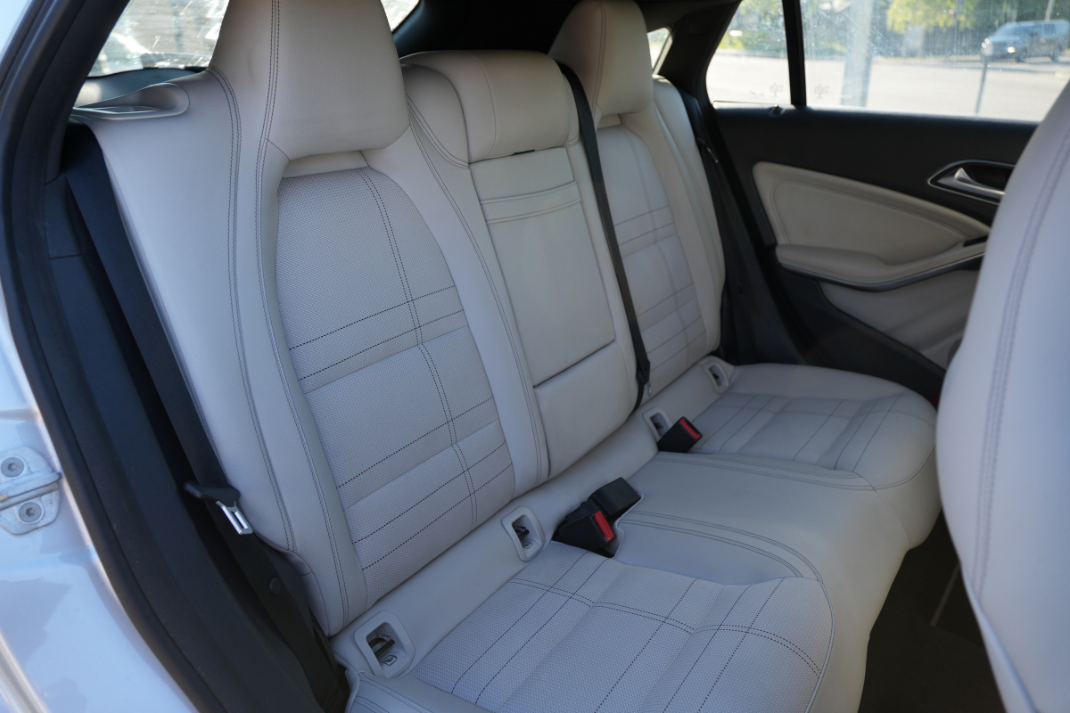 Mercedes Classe CLA — 27