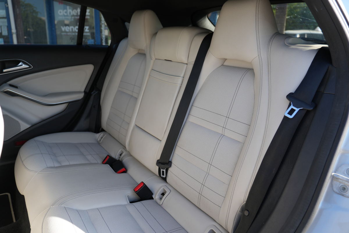 Mercedes Classe CLA — 28