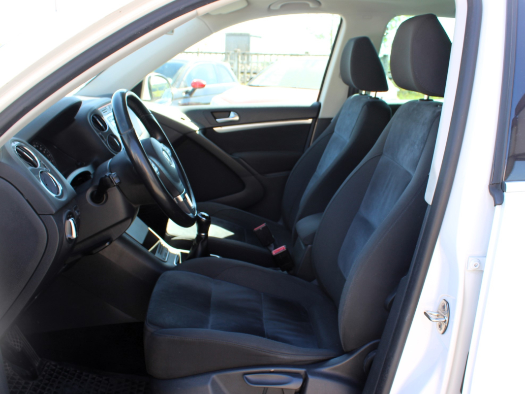 Volkswagen Tiguan — 10