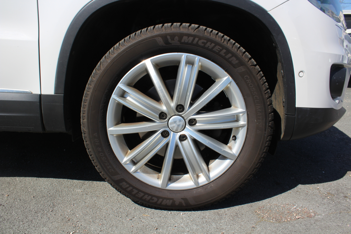 Volkswagen Tiguan — 8