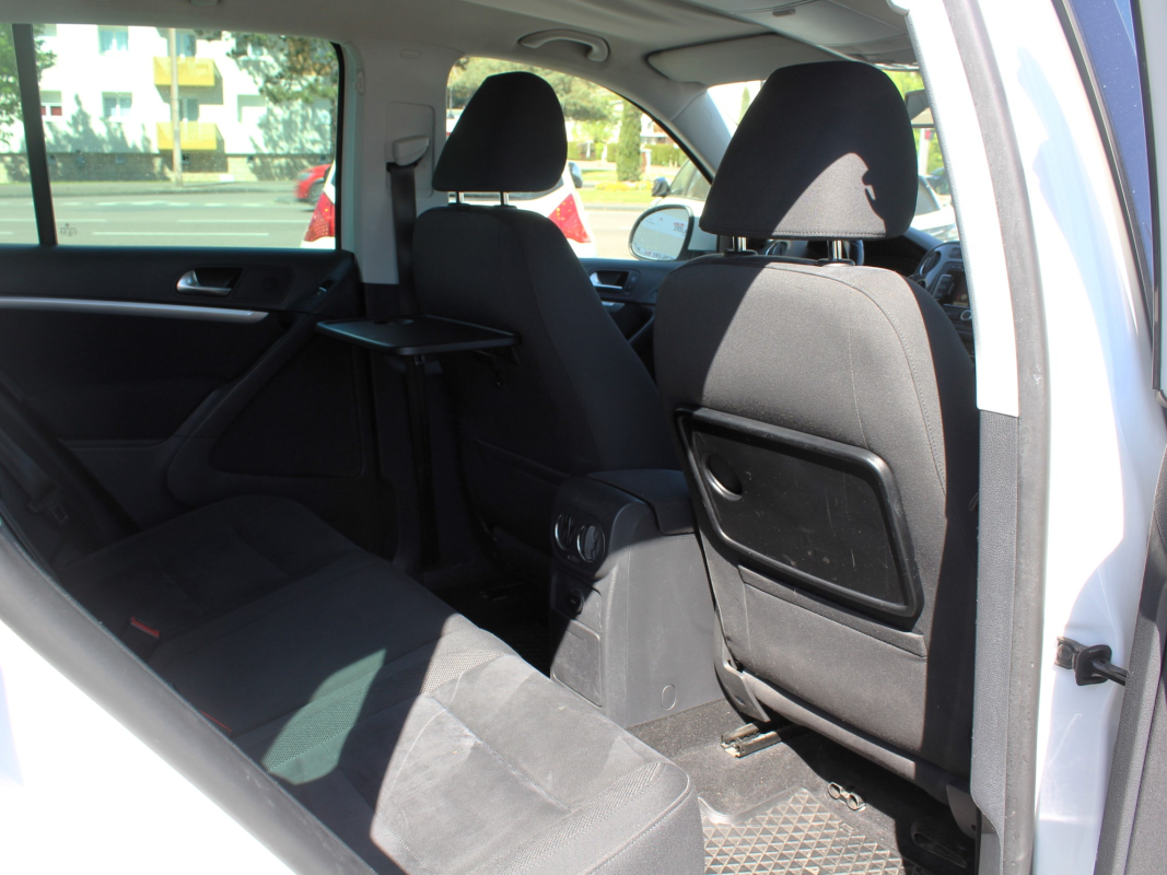 Volkswagen Tiguan — 31