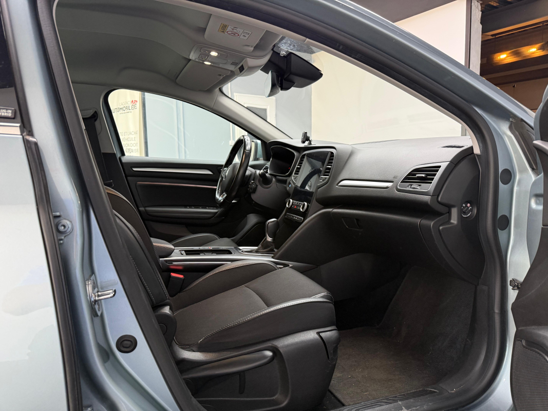 Renault Megane Estate — 22