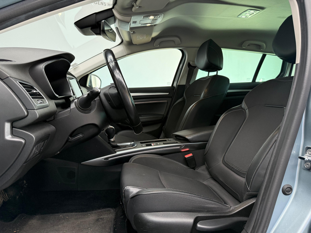 Renault Megane Estate — 14