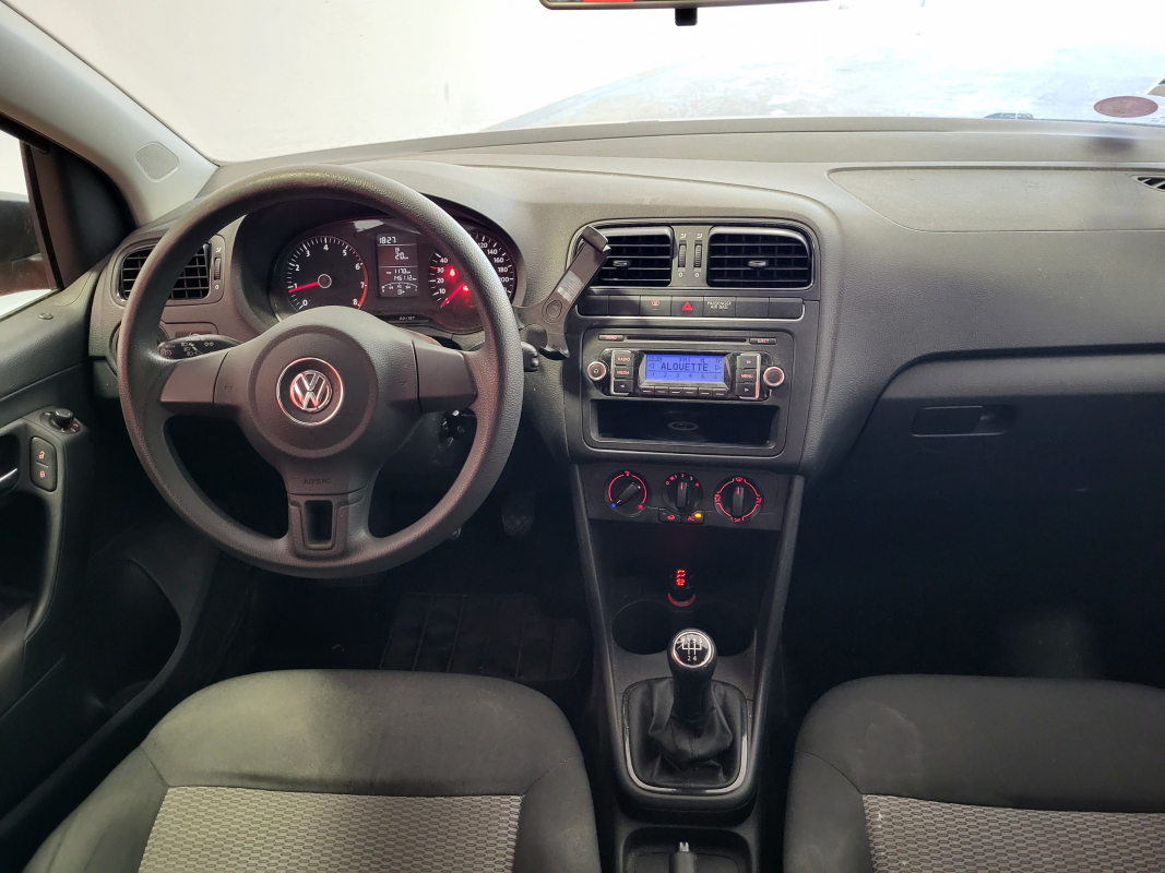 Volkswagen Polo — 10