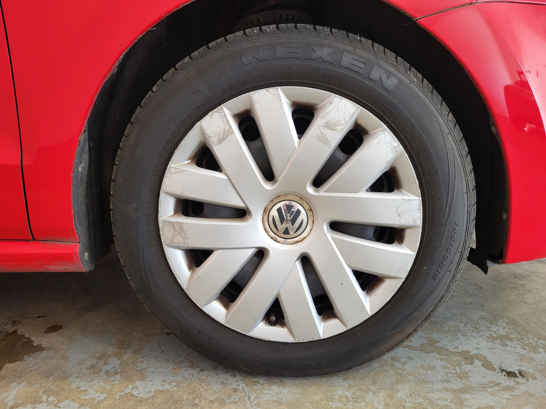 Volkswagen Polo — 9