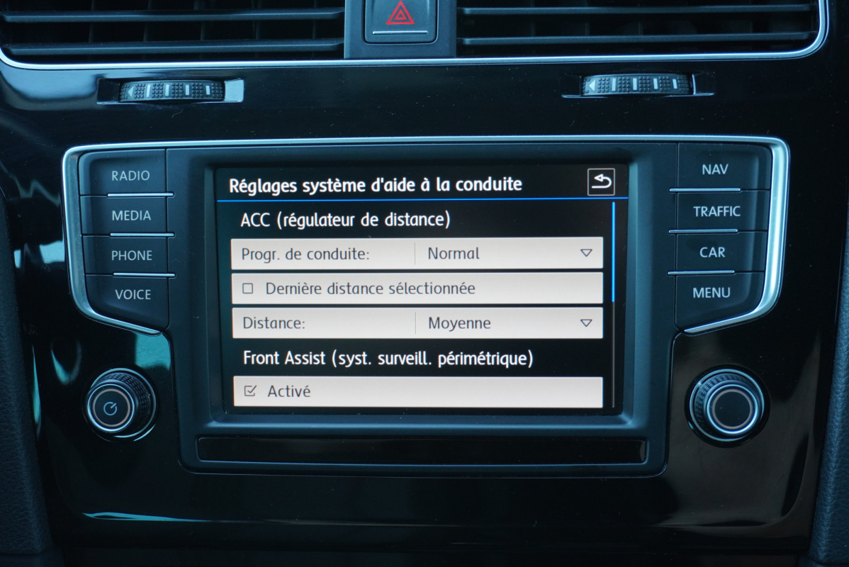 Volkswagen Golf — 19