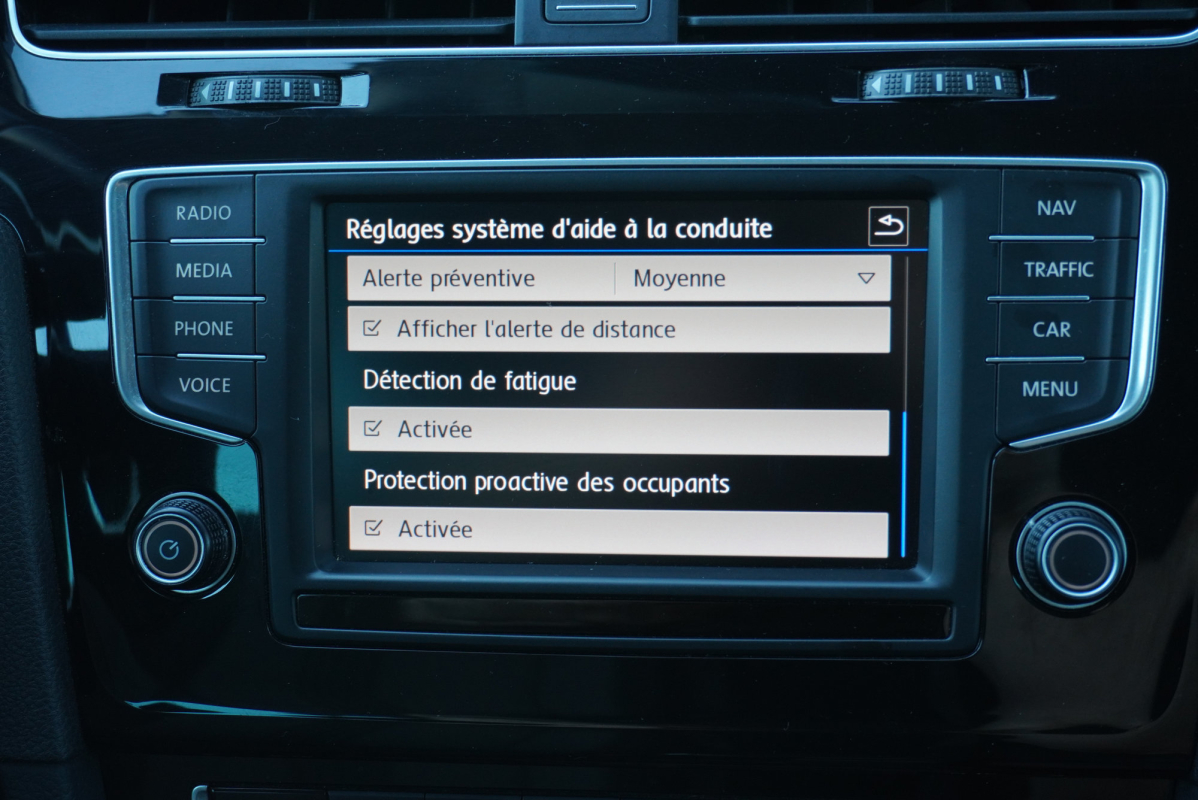 Volkswagen Golf — 20