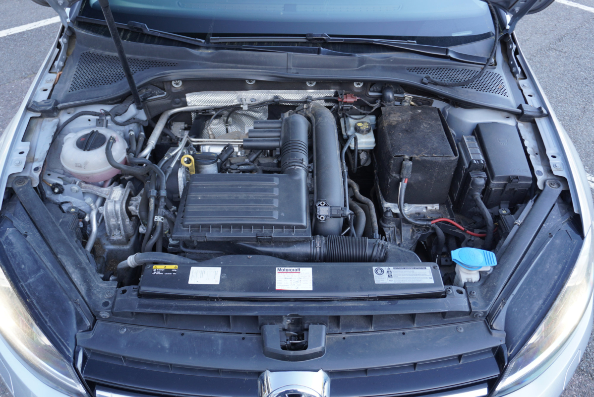 Volkswagen Golf — 36