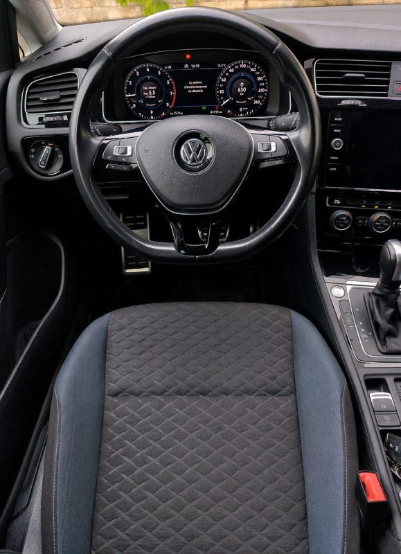 Volkswagen Golf — 18