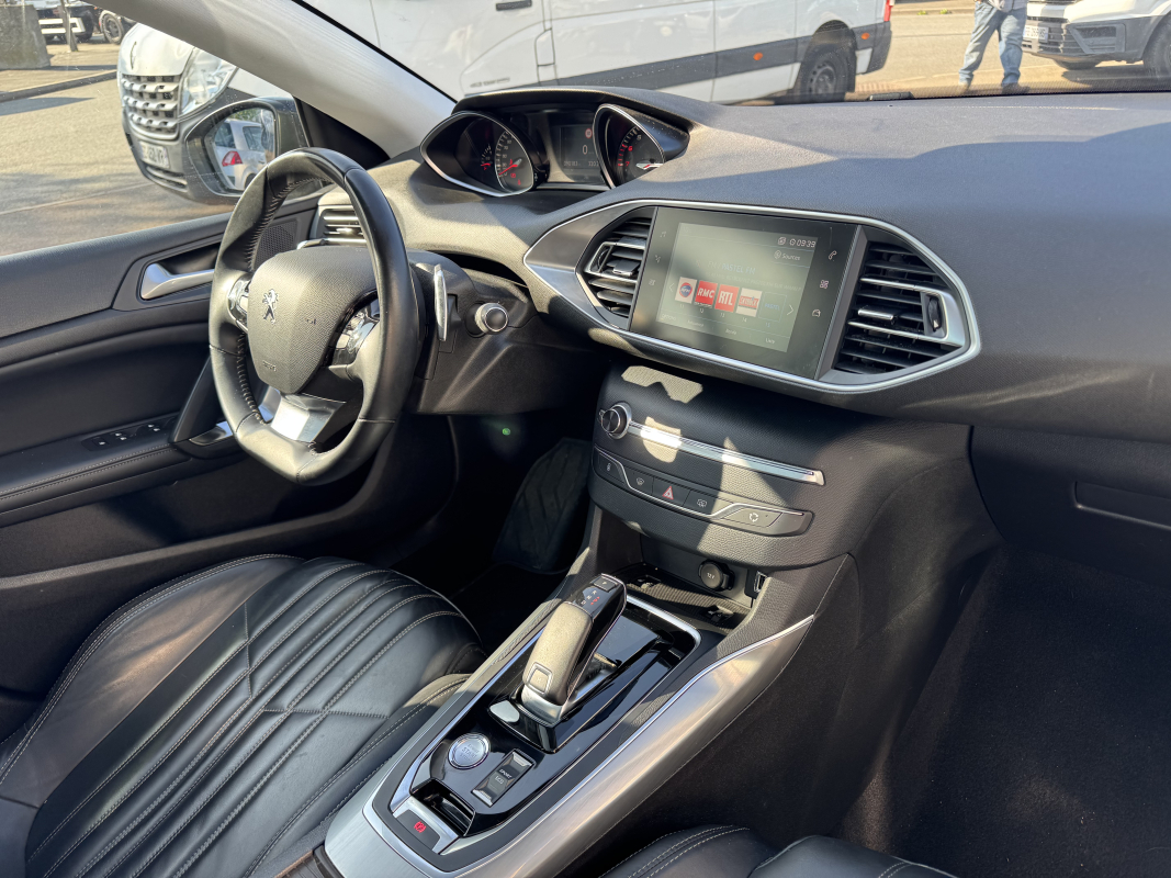 Peugeot 308 SW — 10