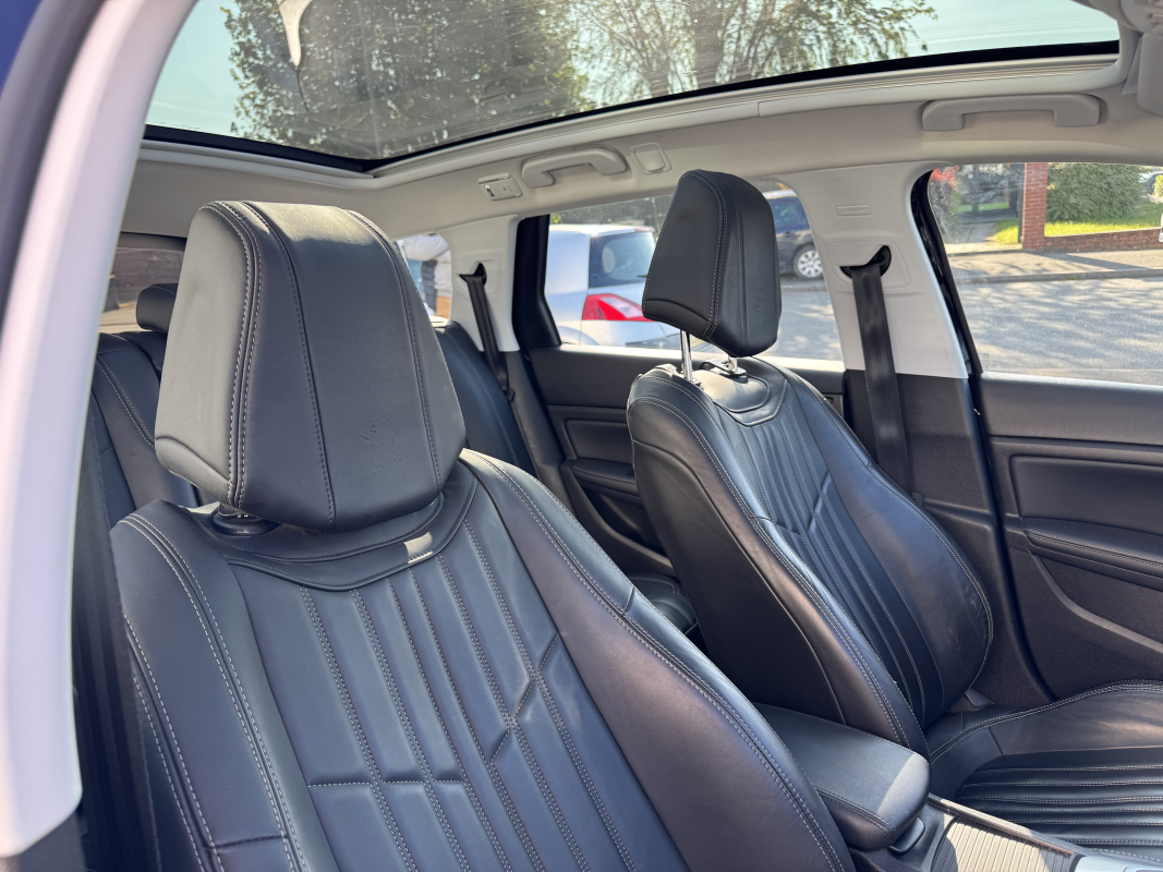 Peugeot 308 SW — 17