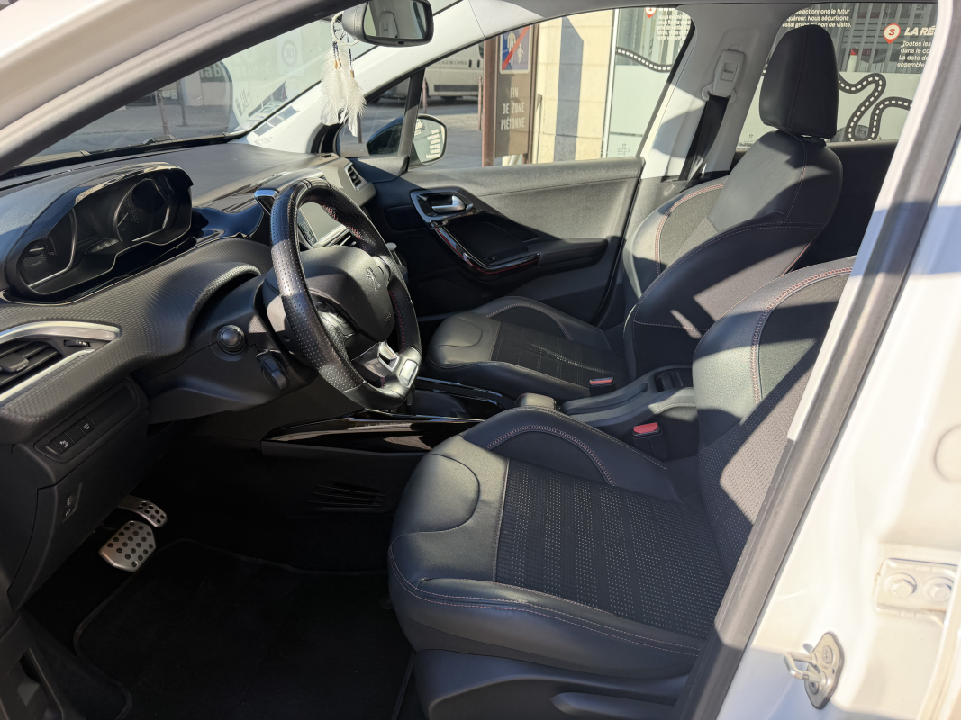 Peugeot 2008 — 19