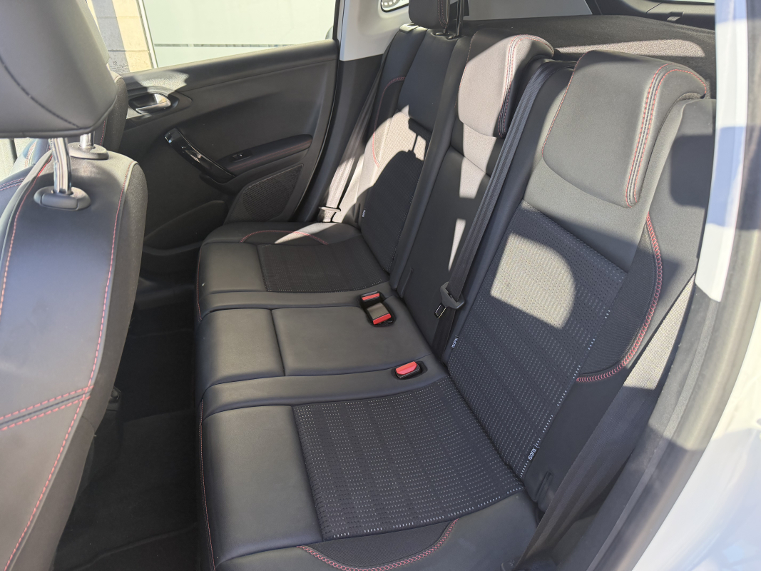Peugeot 2008 — 13