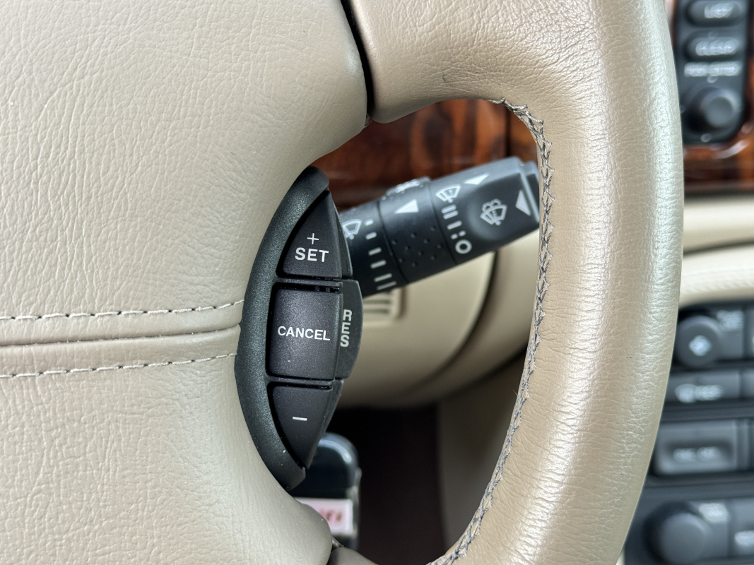 Jaguar XK8 — 22