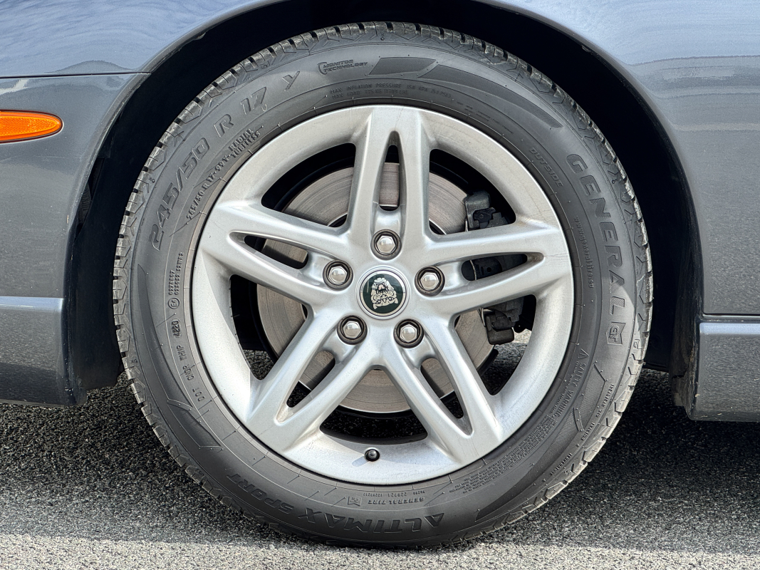 Jaguar XK8 — 37