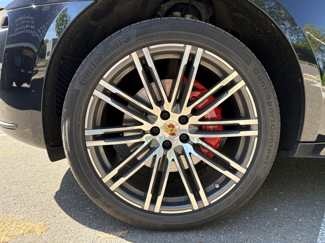 Porsche Macan — 29