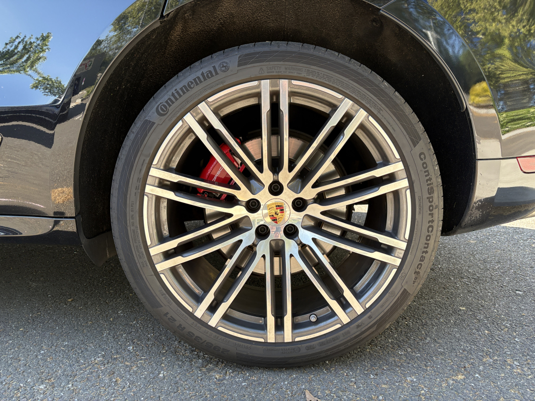 Porsche Macan — 30