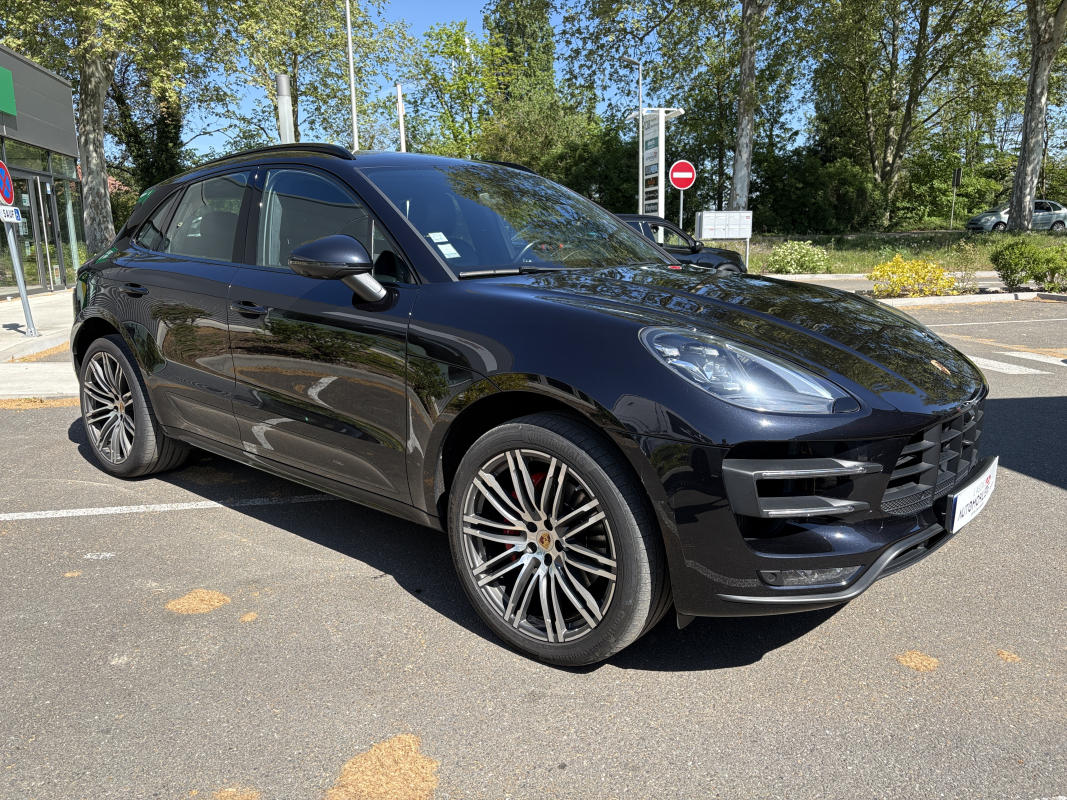 Porsche Macan — 7