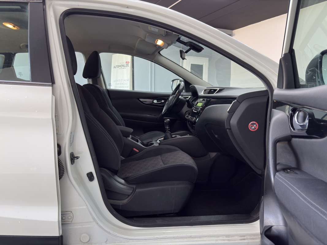 Nissan Qashqai — 17