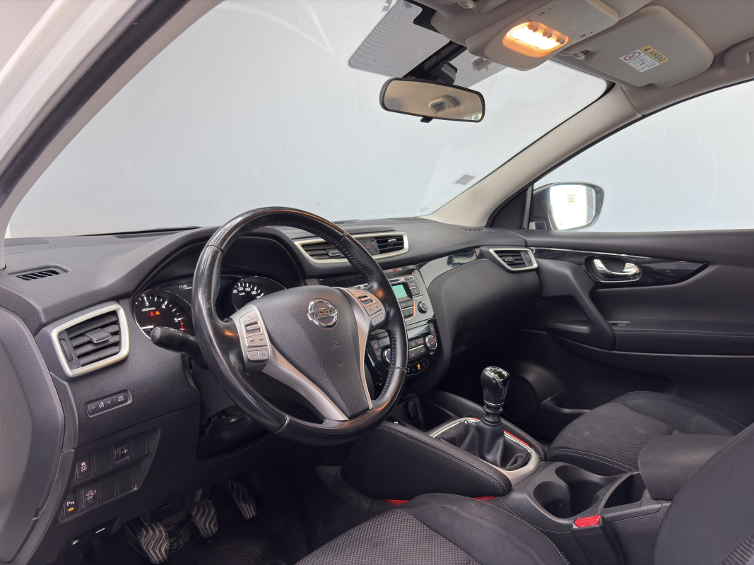 Nissan Qashqai — 12
