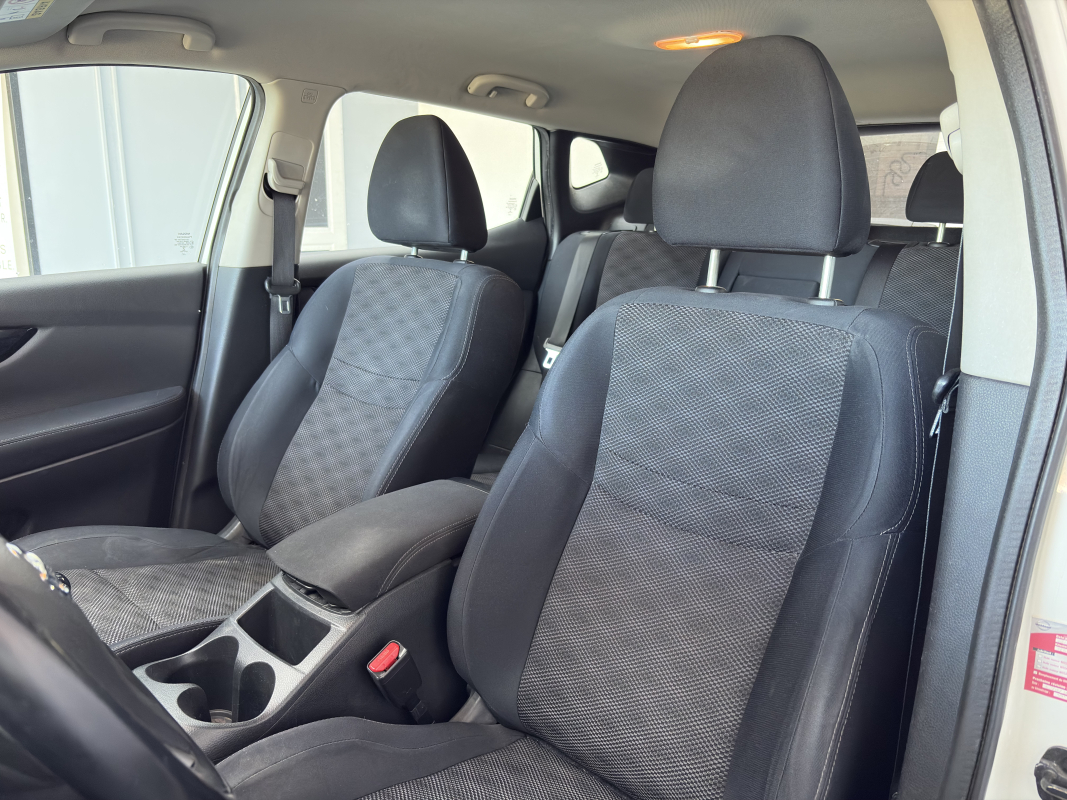 Nissan Qashqai — 13