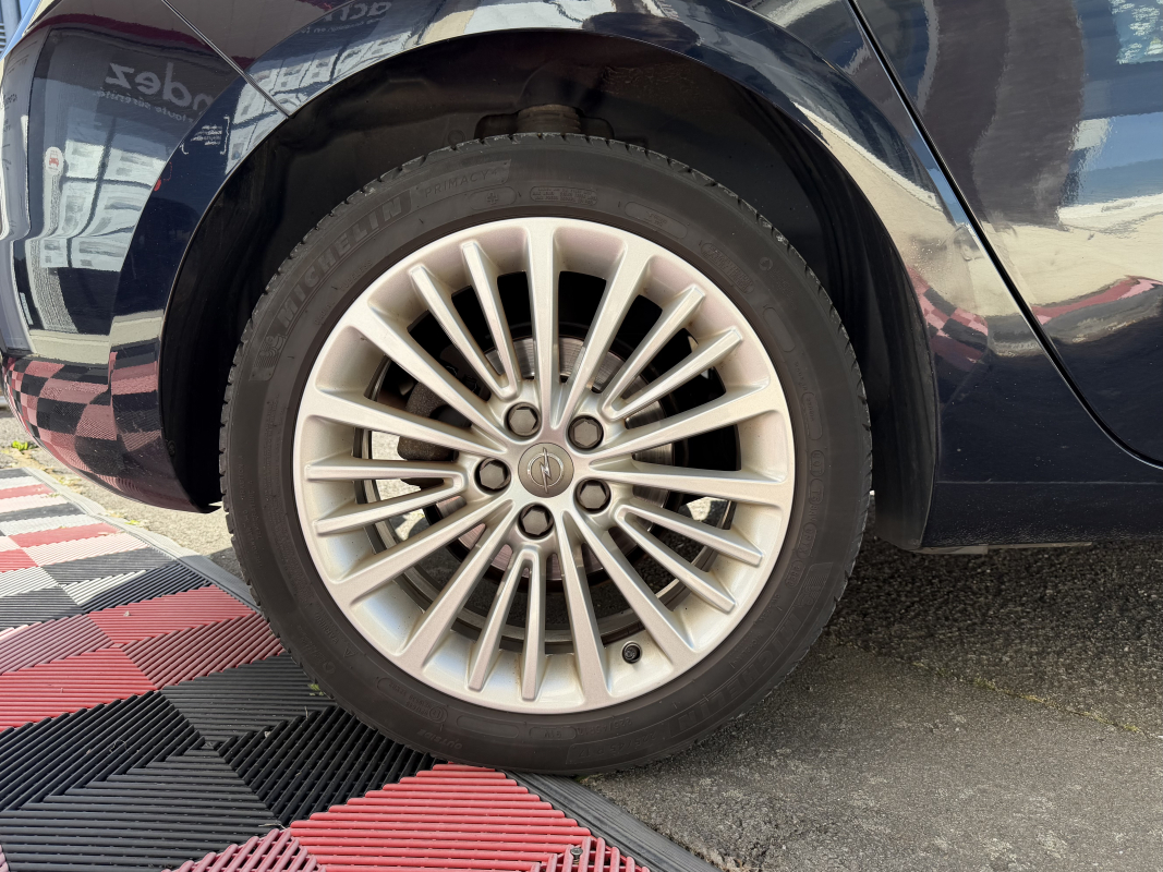 Opel Astra — 35