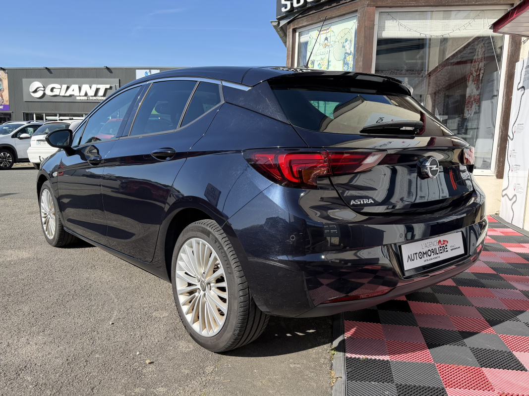 Opel Astra — 3
