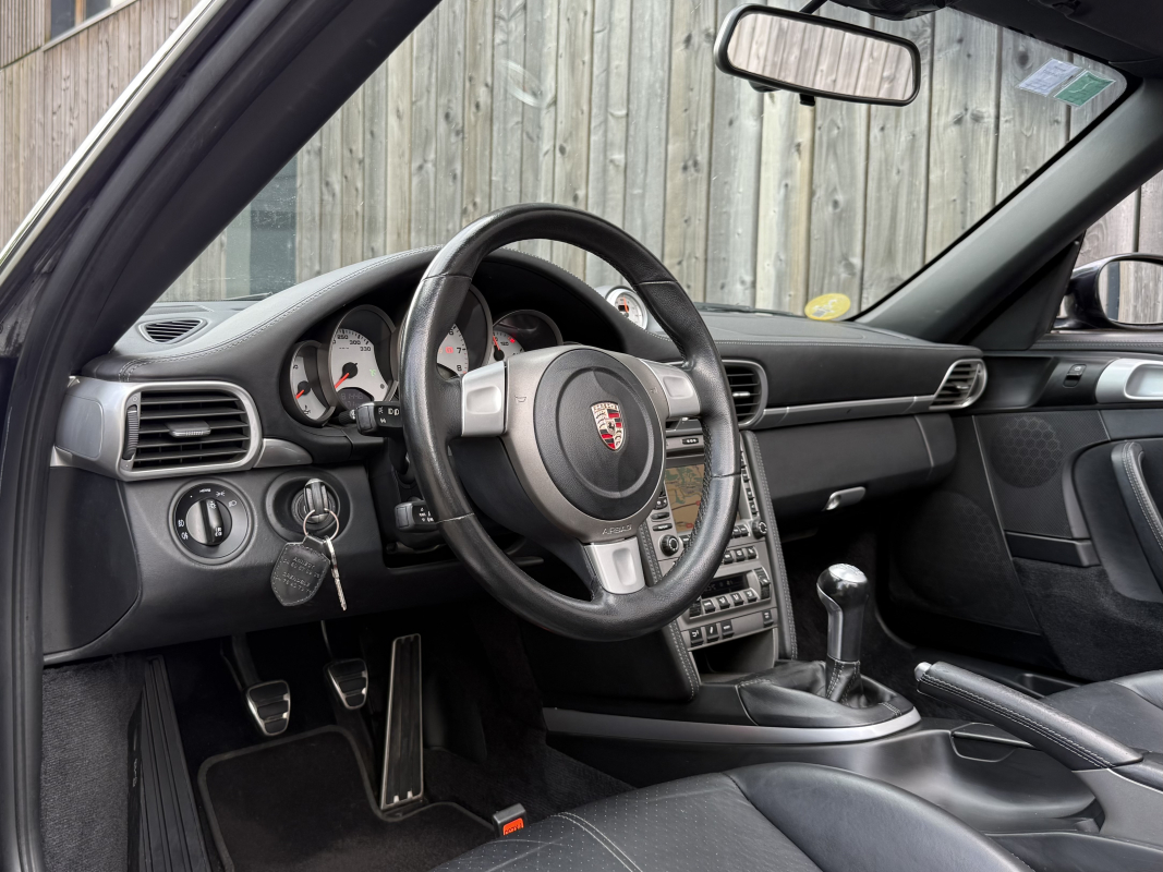 Porsche 911 — 3