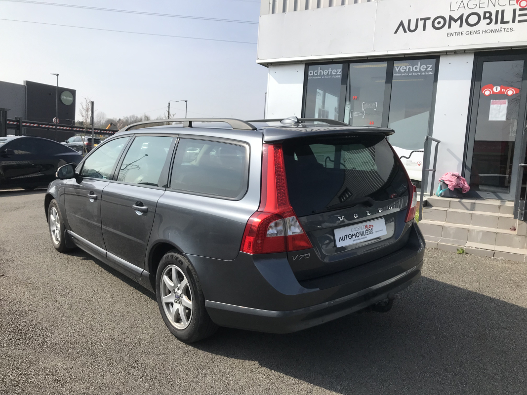 Volvo V70 — 5