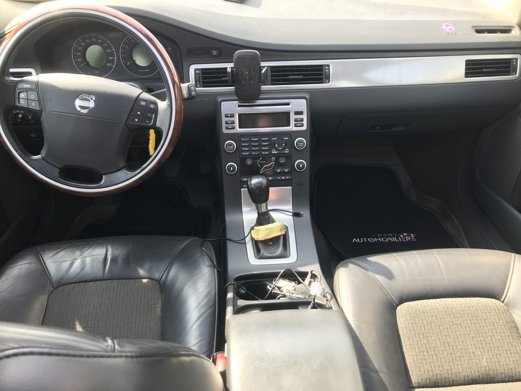 Volvo V70 — 11