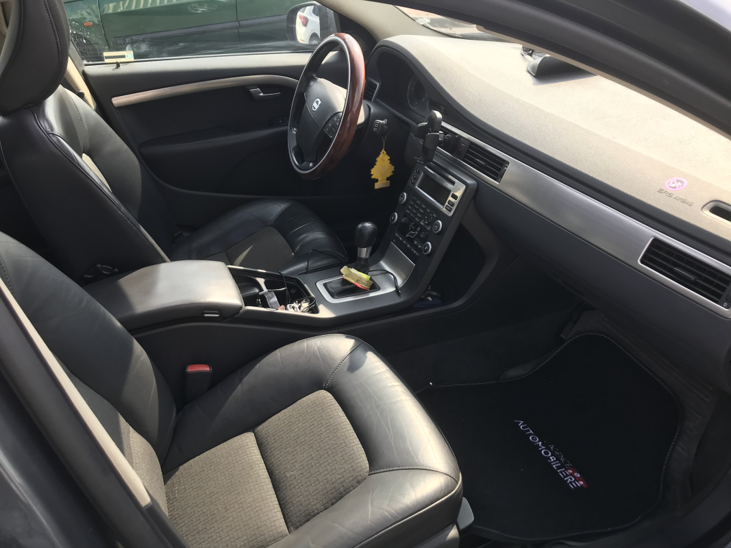 Volvo V70 — 29
