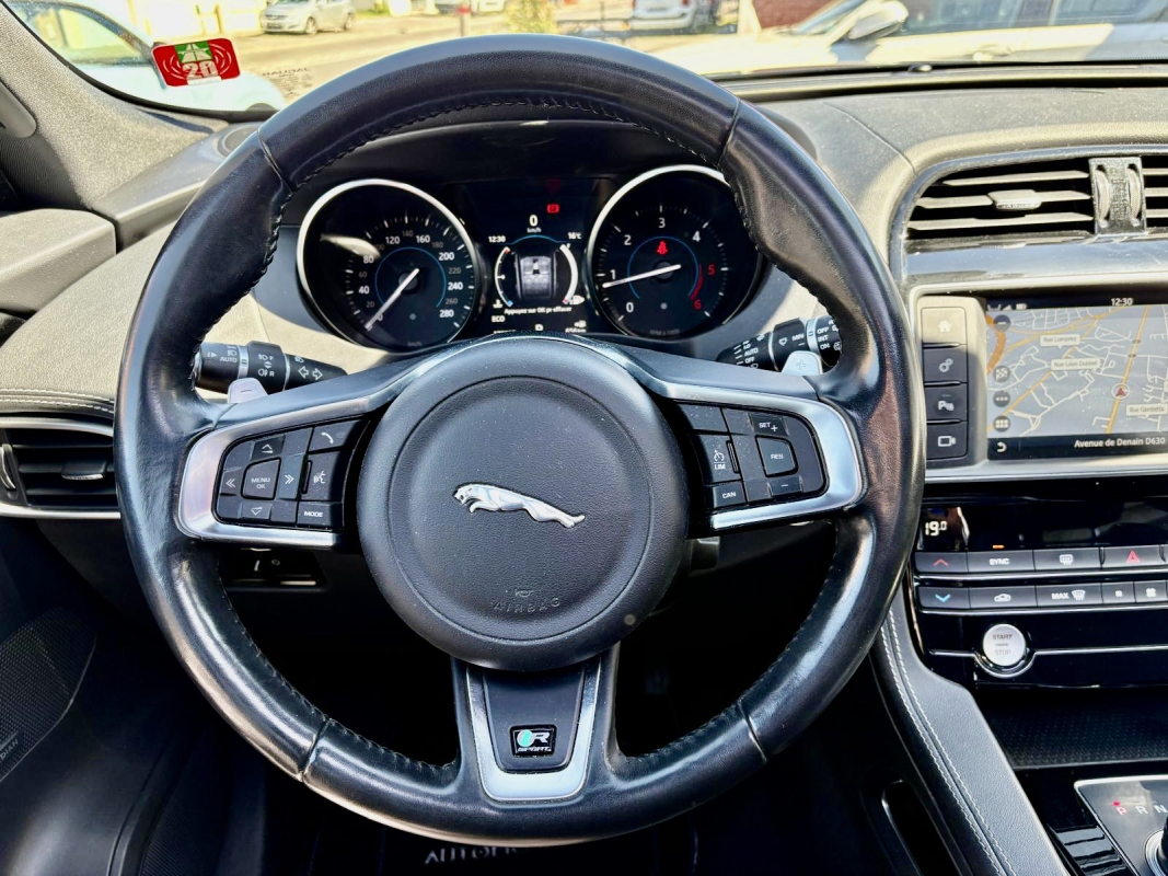 Jaguar F-Type — 9
