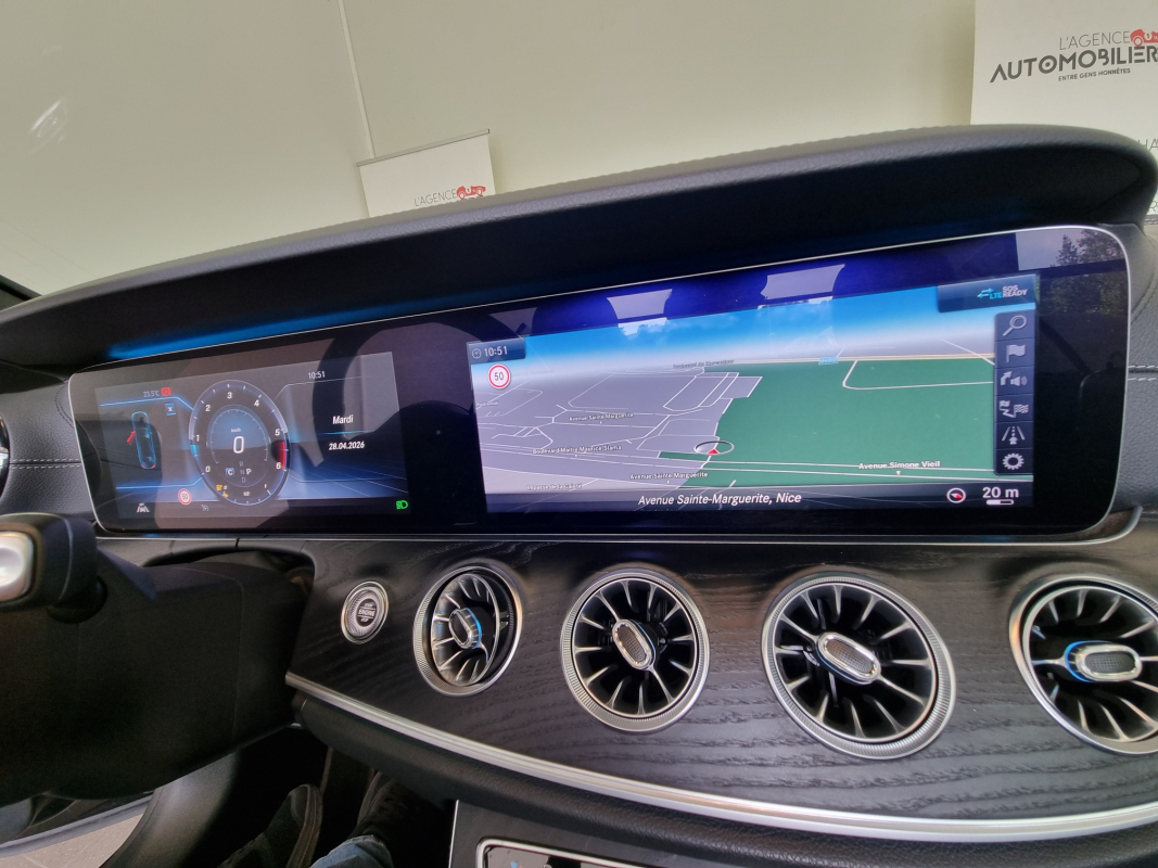 Mercedes Classe E — 24