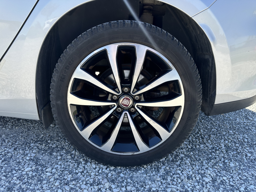 Fiat Tipo — 30