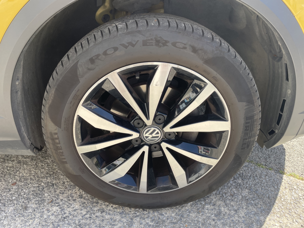 Volkswagen T-roc — 25