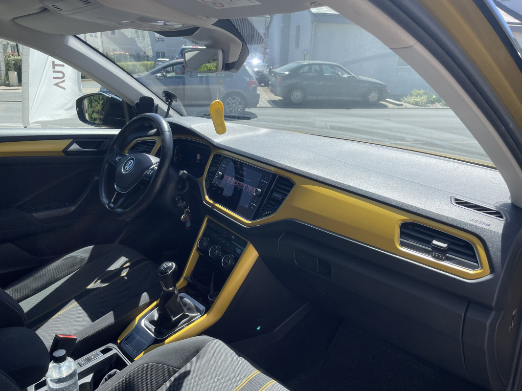 Volkswagen T-roc — 12