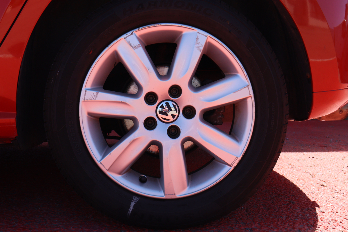 Volkswagen Polo — 24