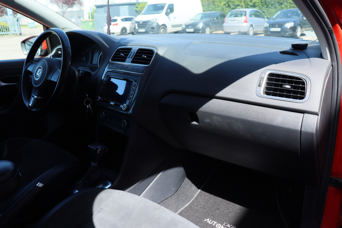 Volkswagen Polo — 9