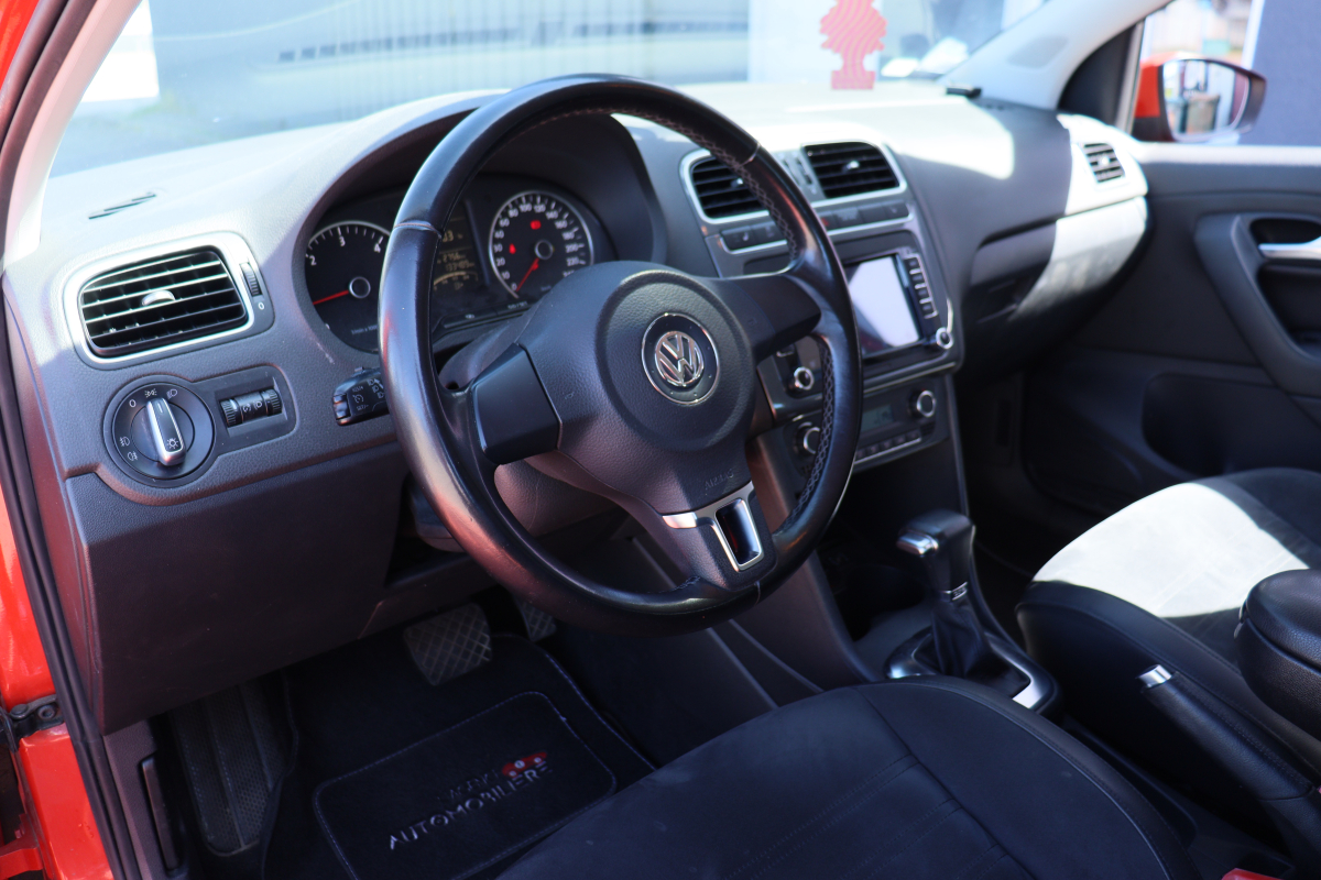 Volkswagen Polo — 16
