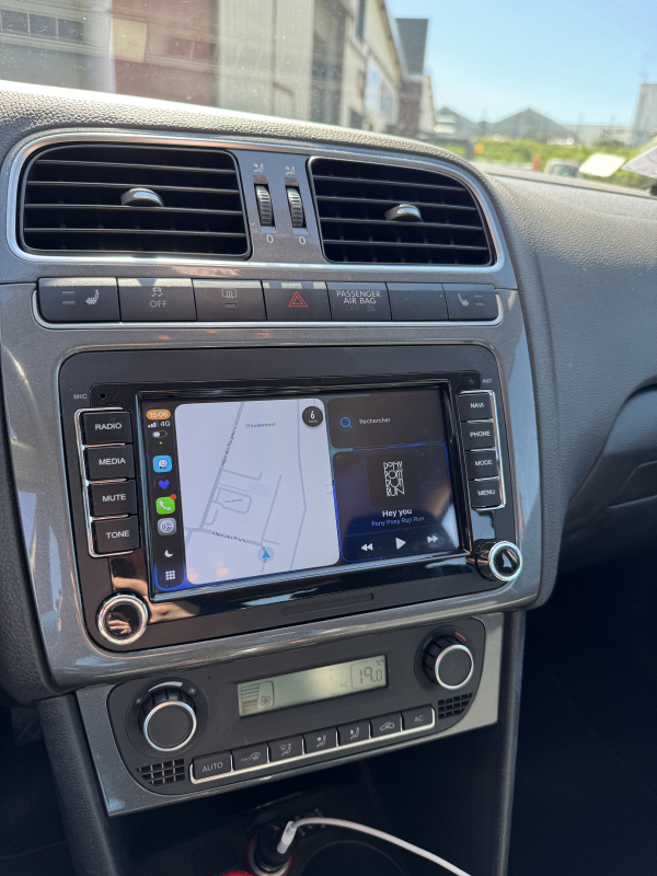 Volkswagen Polo — 12