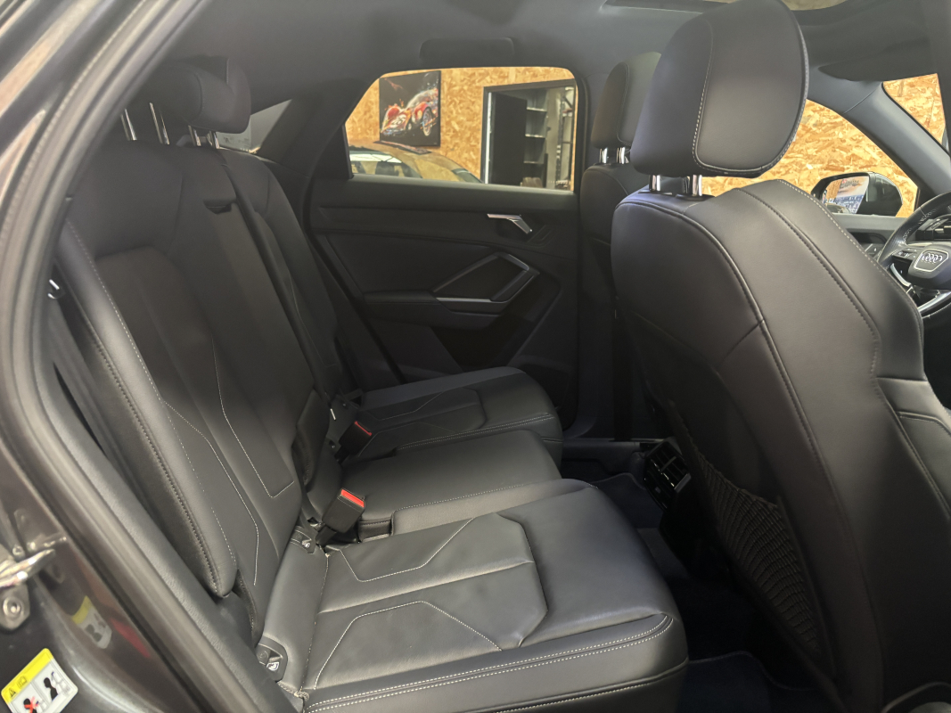 Audi Audi Q3 — 14