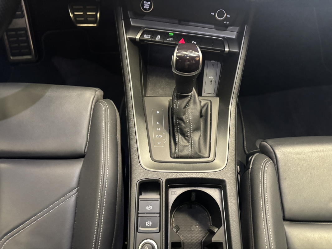 Audi Audi Q3 — 23