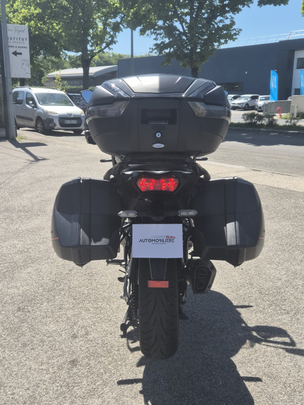 Kawasaki Versys — 10