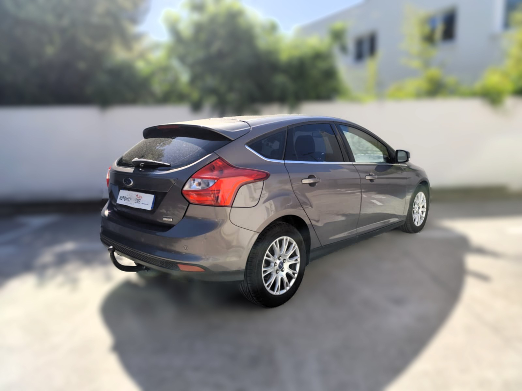 Ford Focus — 5