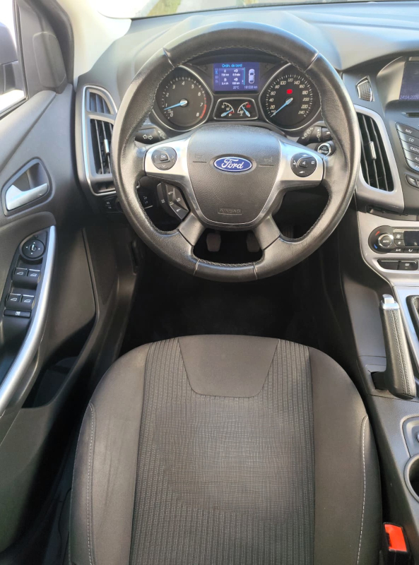 Ford Focus — 19