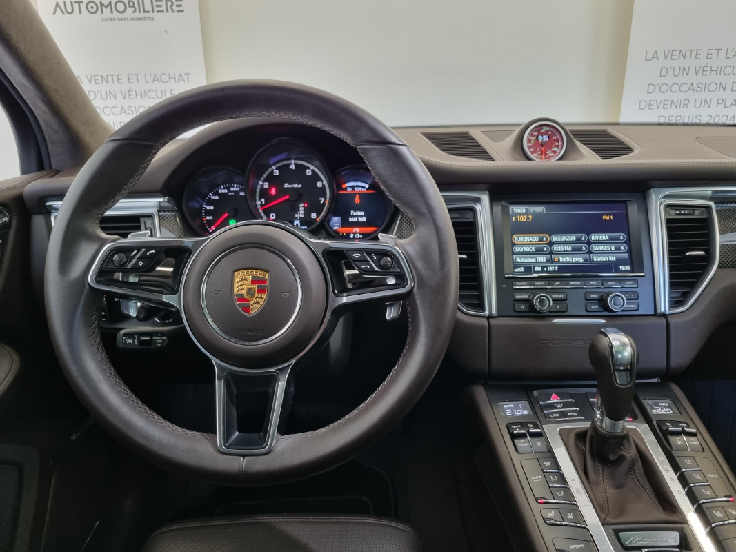 Porsche Macan — 20
