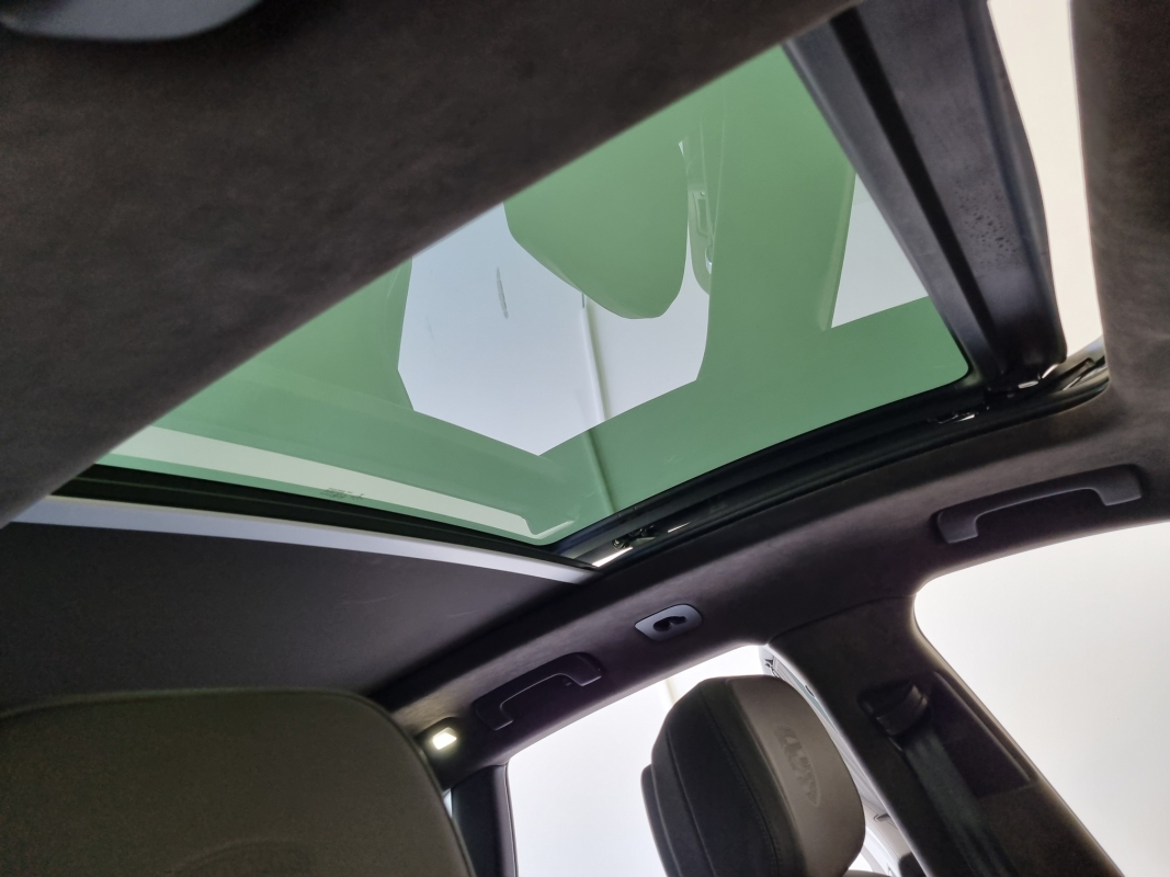 Porsche Macan — 29